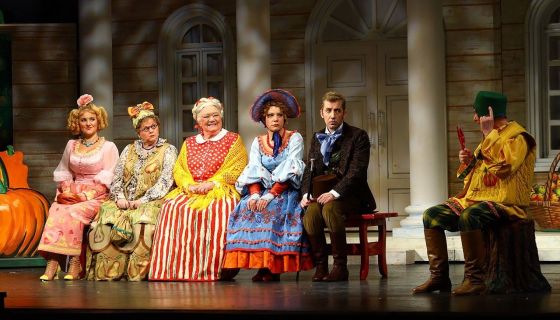 Спектакль «Женитьба Бальзаминова»