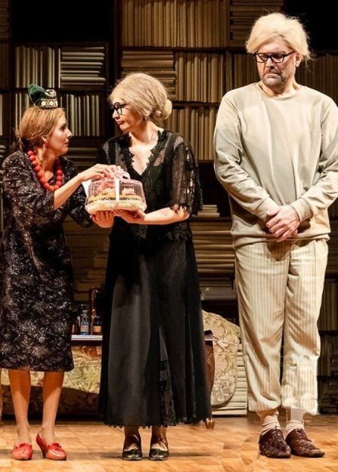 Спектакль «Көзге кайтаваз / Осенний отголосок»