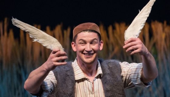 Спектакль «Cүнгән йолдызлар / Угасшие звёзды»