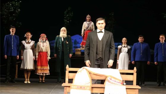 Спектакль «Вĕри юнлă çемçе чун / Константин Иванов»