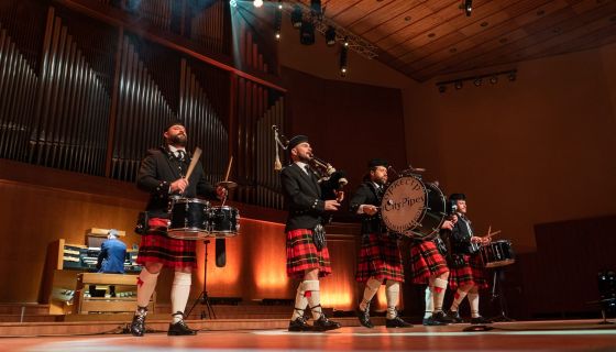 Оркестр волынщиков City Pipes. Новогоднее Ирландское шоу