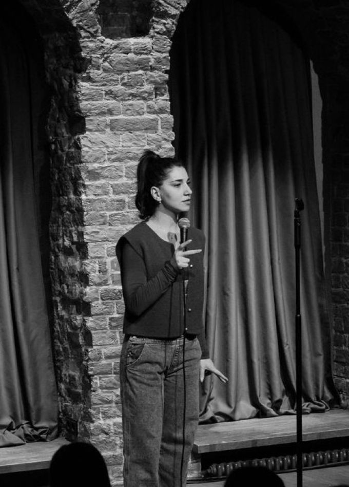 Найка Казиева. Стендап