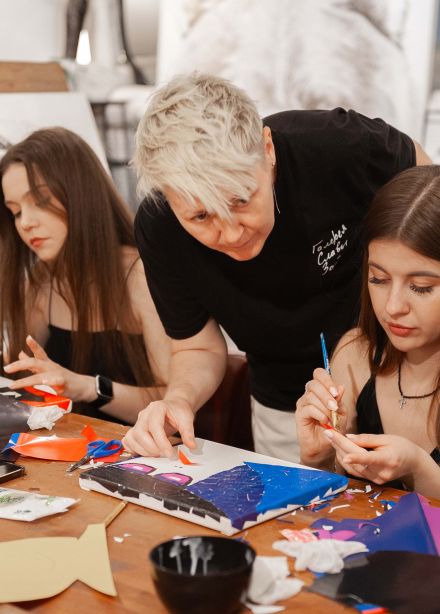 Стильный коллаж из цветной бумаги от Аиды Фахрутдиновой