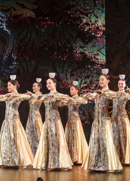 Шоу «Великий шёлковый путь»