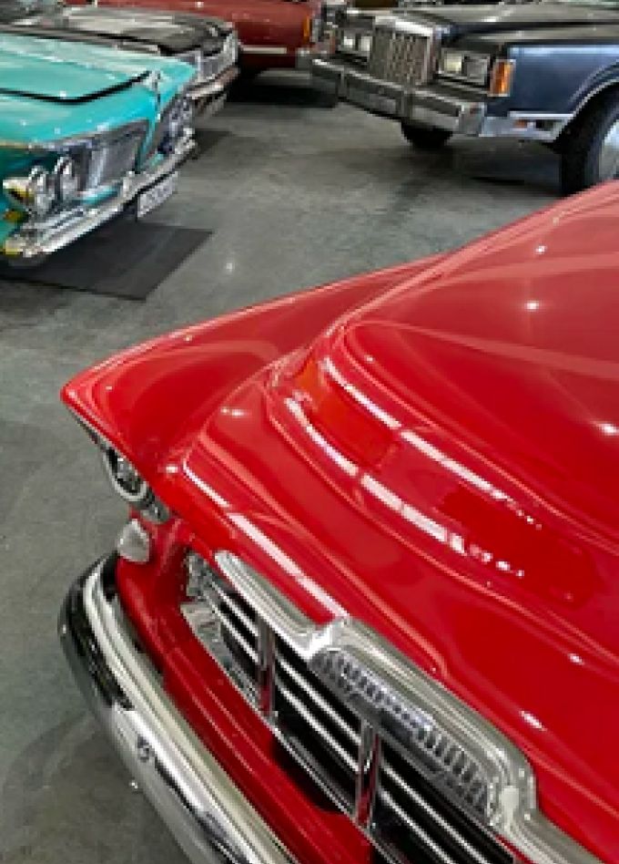 Выставка ретро автомобилей: Auto Rancho