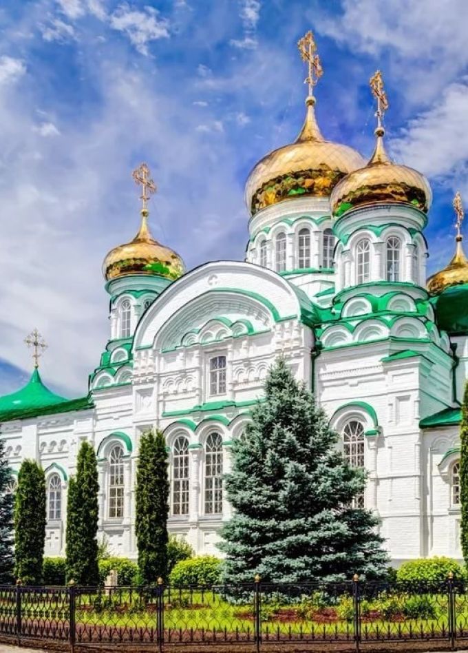 В Раифу, Храм Всех Религий и Свияжск