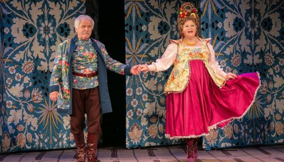 Спектакль «Не в свои сани не садись»