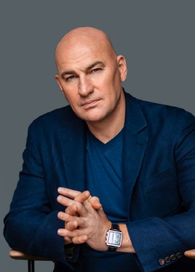 Радислав Гандапас. Трансформационное лидерство